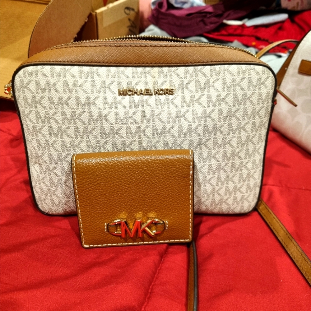 Wallet and crossbody